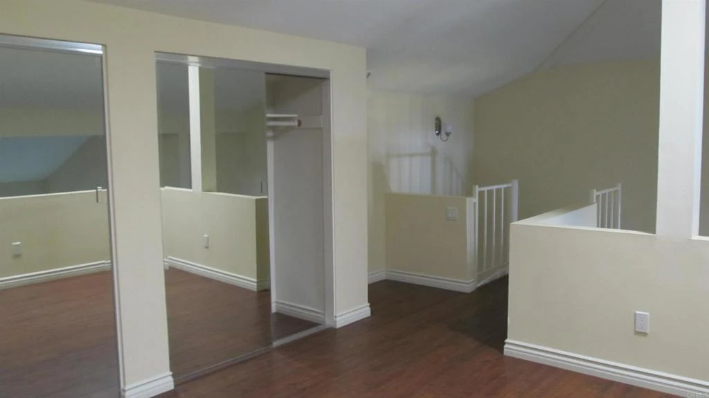 Interior 3
