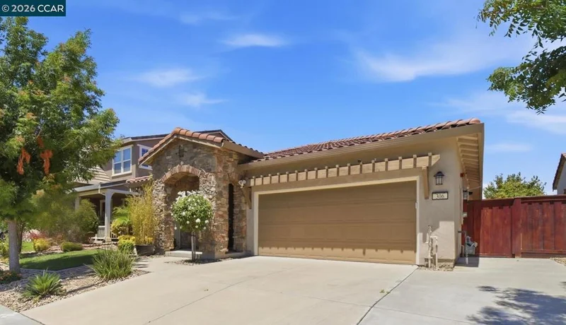 306 Crimson Cir