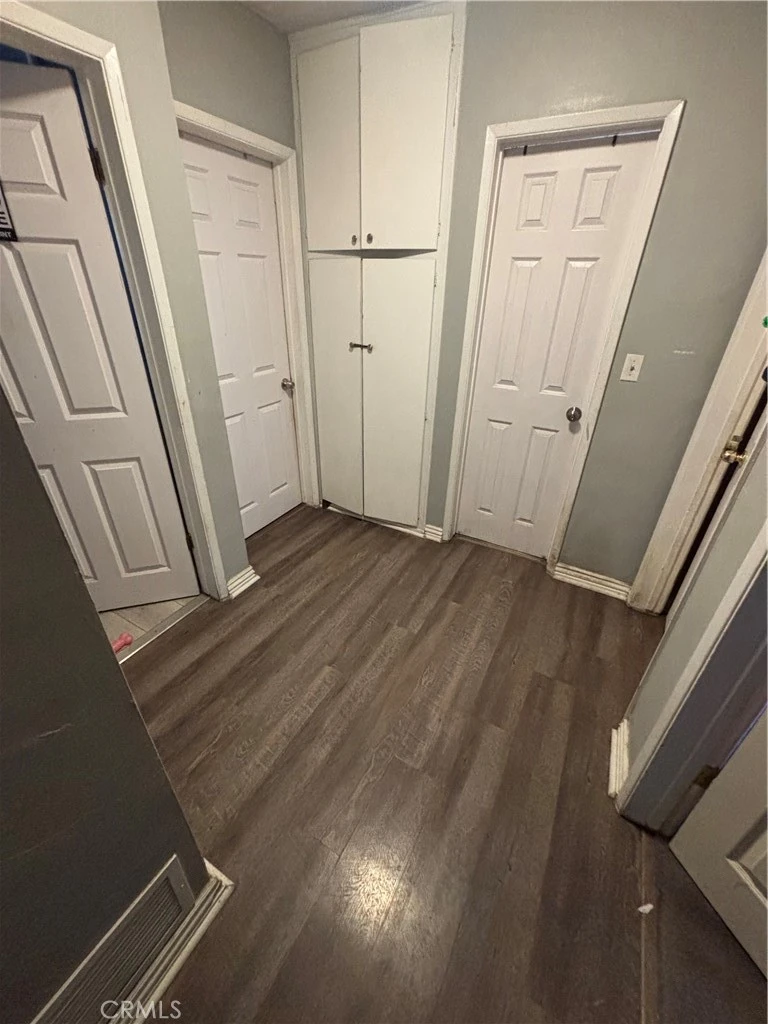 Interior 4