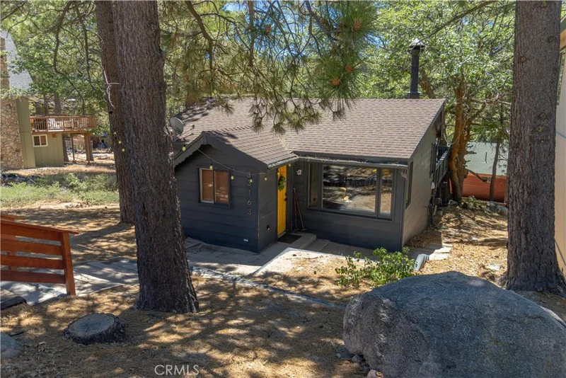 Photo 2 of 33163 Holcomb Creek