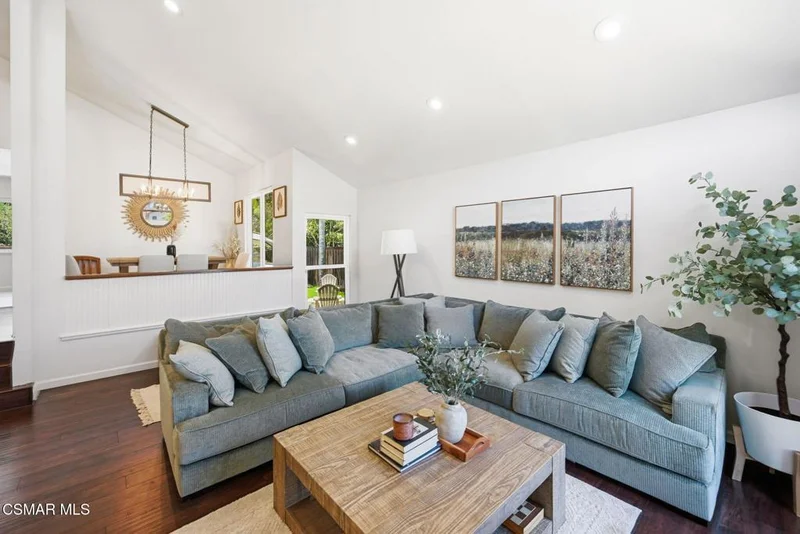 Photo 2 of 3489 Birdsong Avenue