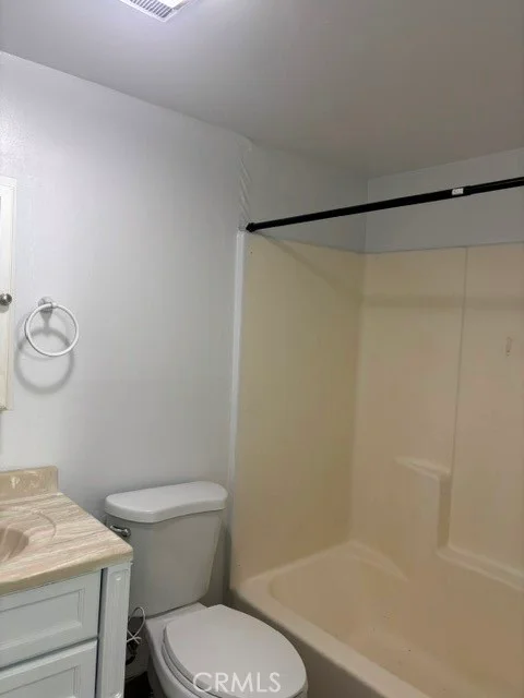 6701 mountain view ave. photo 2
