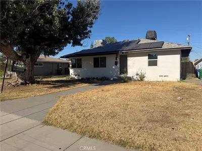 714 Wistaria Street photo 2