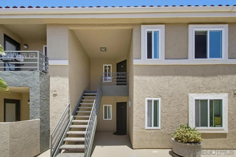 7545 Charmant Dr 1510, San Diego, CA 92122