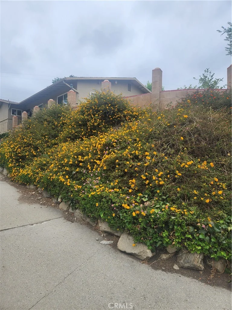 Photo 2 of 4600 Lauderdale Ave.
