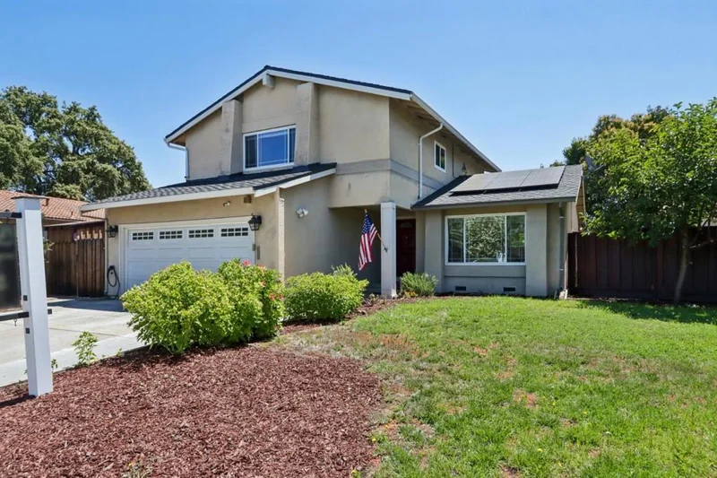 746 Rielly Court