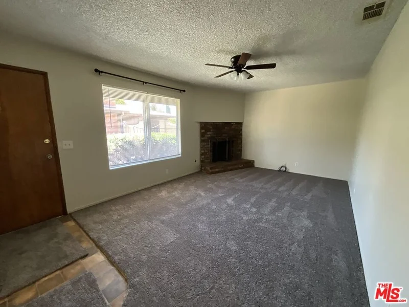 1440 Calhoun Court C photo 2