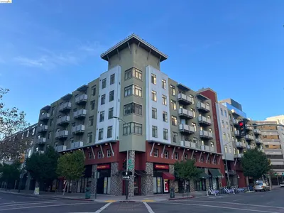 989 Franklin Street 307