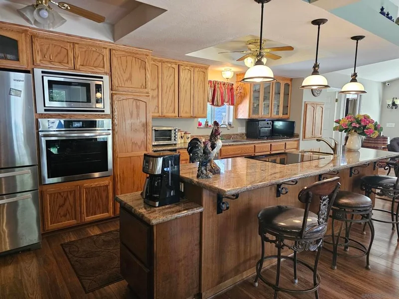 Photo 2 of 17198 Skyway Road
