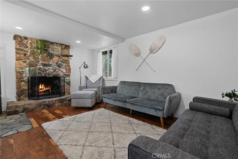 718 Talmadge photo 2