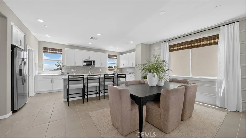 Photo 2 of 8354 Toyon Street