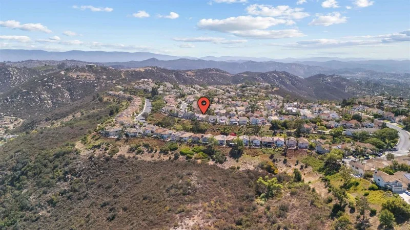 2462 Bear Rock Gln
