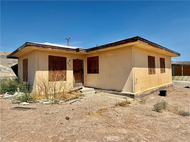 Photo 2 of 84372 8th Street