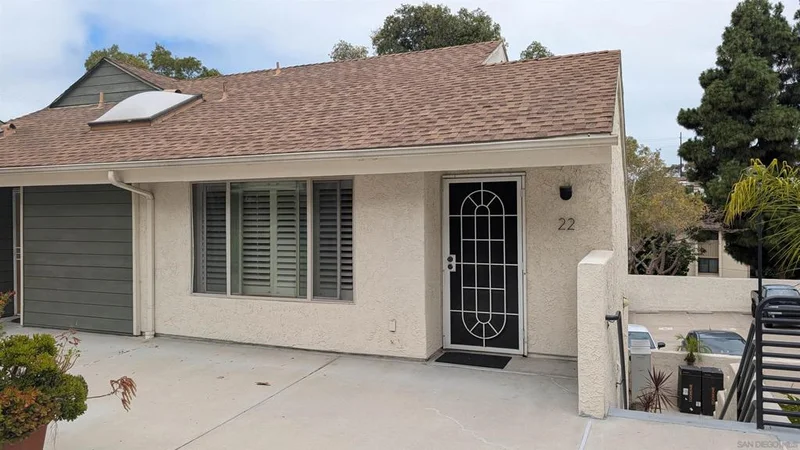 2249 Worden St 22 photo 2