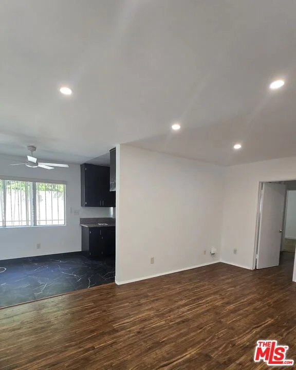 2219 Crenshaw Boulevard 2
