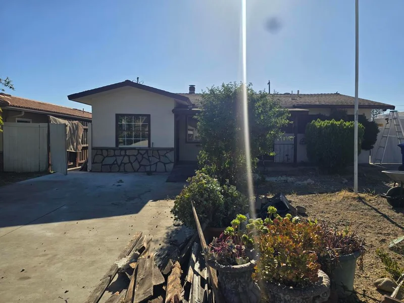 9262 Camulos Avenue, Montclair, CA 91763