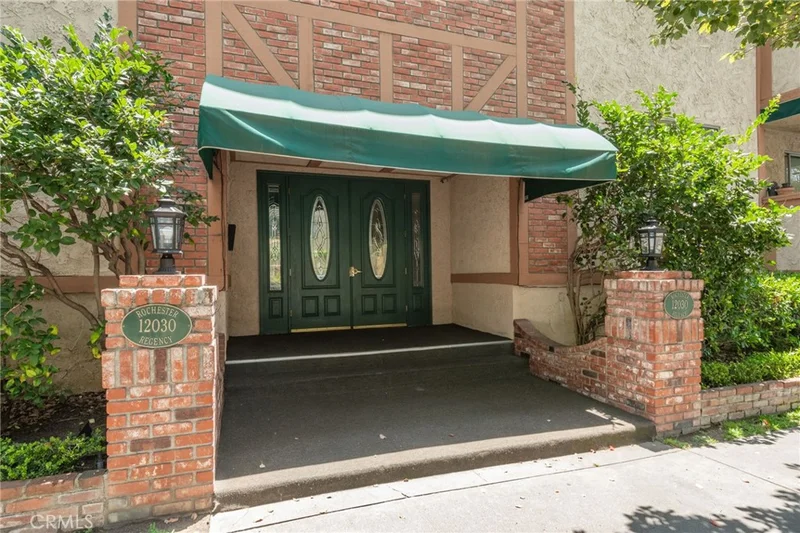 12030 Rochester #207 Avenue 207