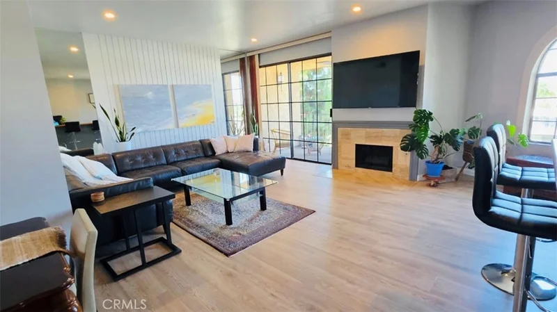 Photo 2 of 18600 Clark Street 306