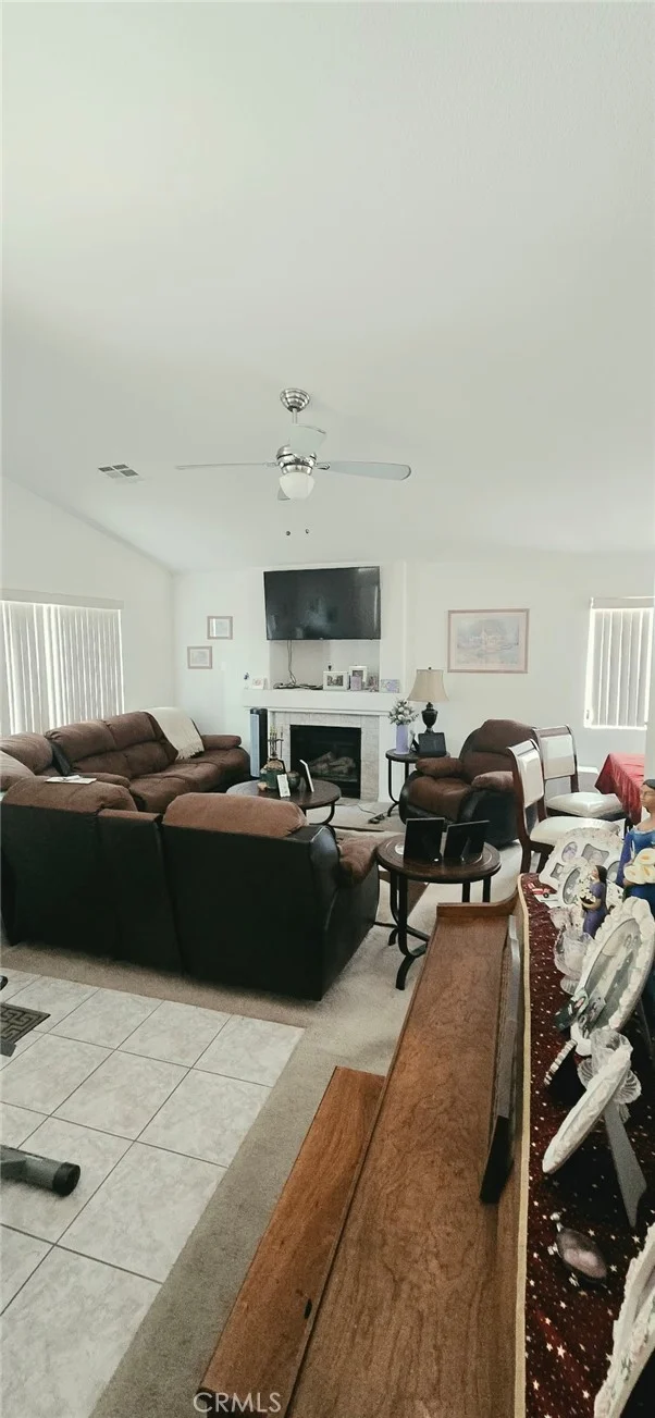 14758 Sandstone photo 2
