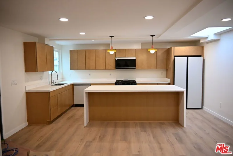 1000 S Sherbourne Drive 1008, Los Angeles, CA 90035