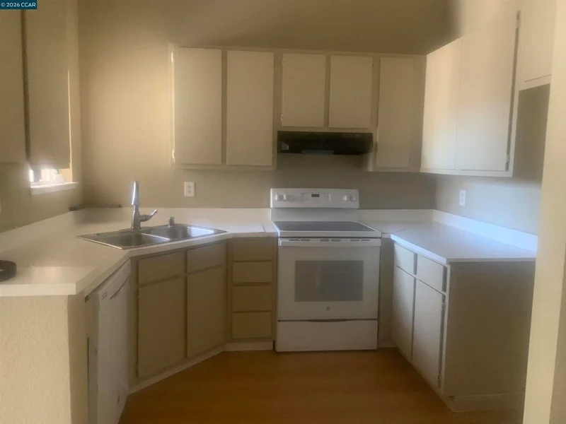 Photo 2 of 7 Lancaster Cir 235