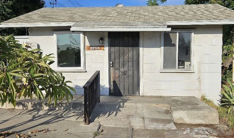 2716 Columbine St., San Diego, CA 92105
