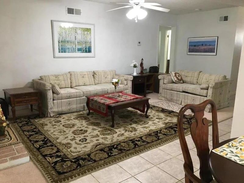 390 Gridley Court photo 2