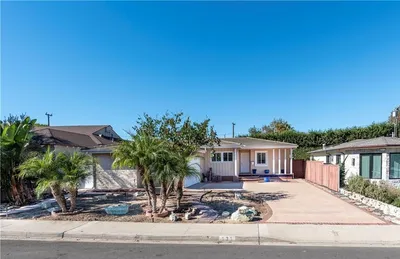 535 Camino De Encanto photo 2