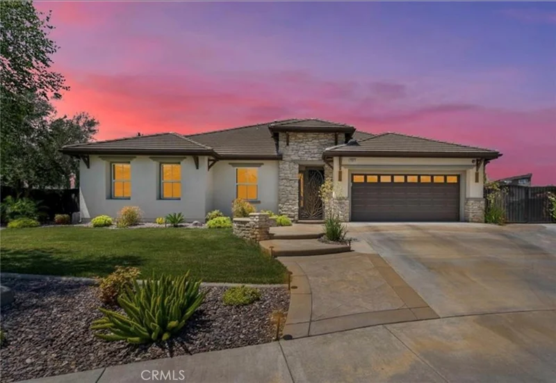 35815 Red Bluff, Murrieta, CA 92562