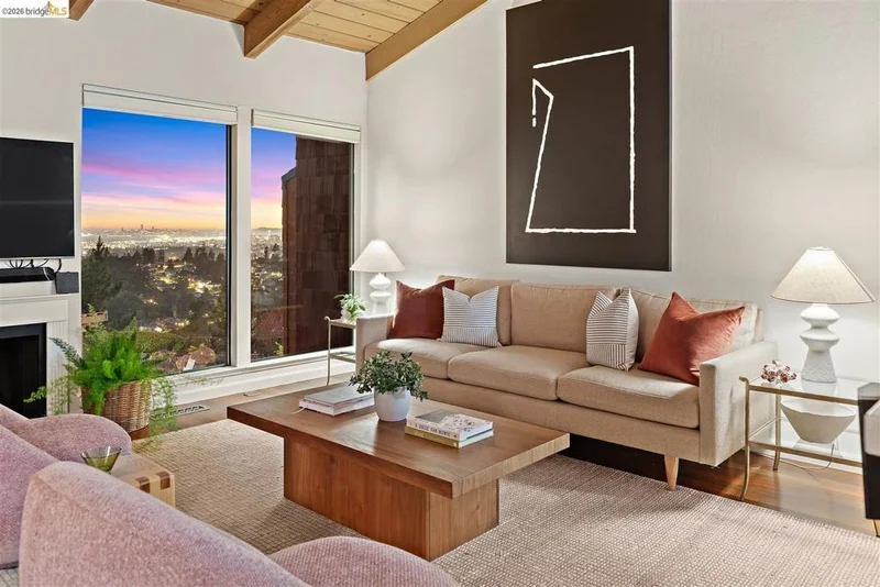 32 Sereno Circle photo 2