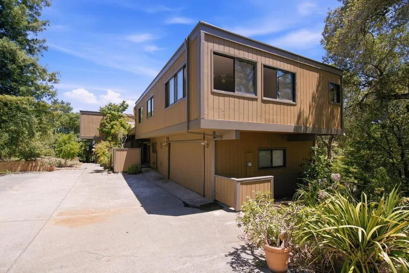 285 Escobar Road