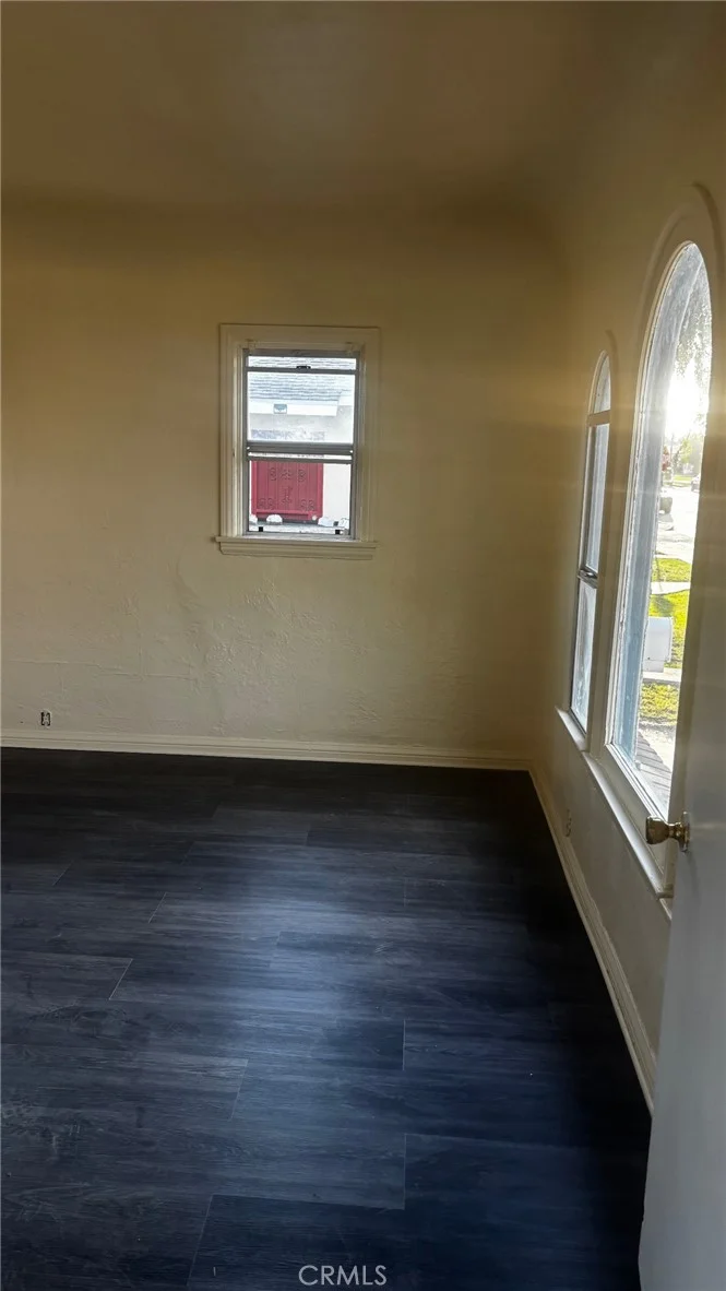 4058 Santa Ana, South Gate, CA 90280