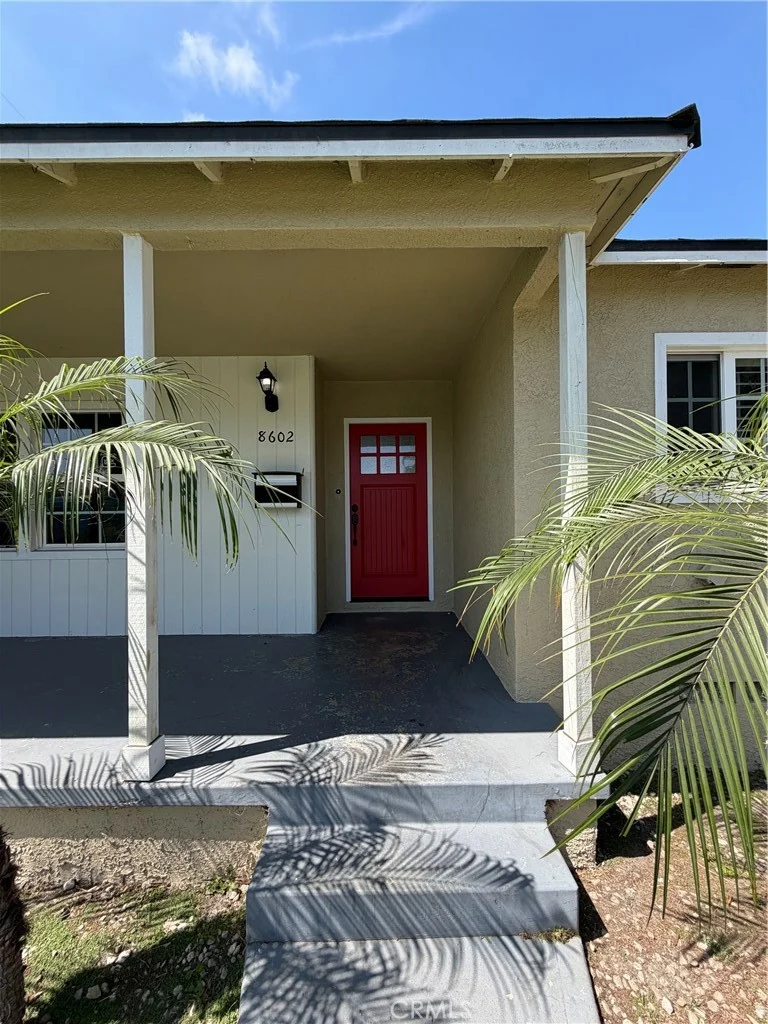 8602 Springer, Downey, CA 90242