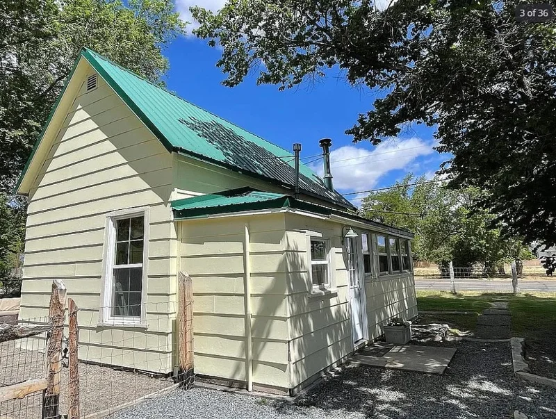 795 Townsend photo 2