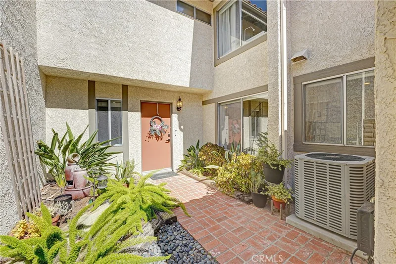 Photo 2 of 11621 Tampa Avenue 194