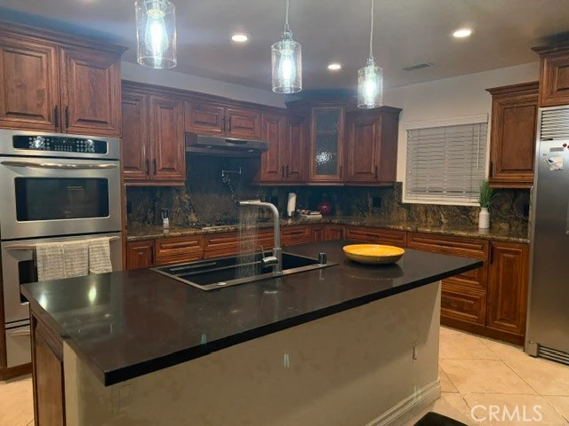 Interior 2