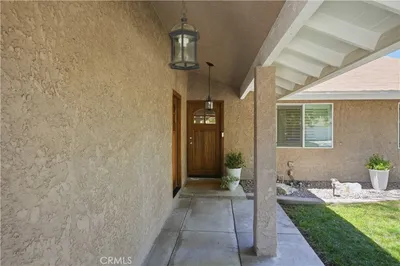 24335 Jennifer Place photo 2