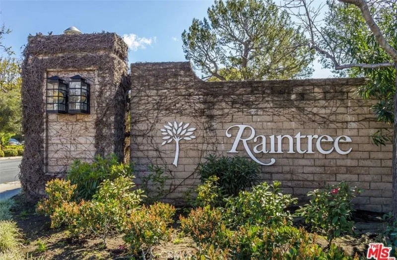 7210 Raintree 210