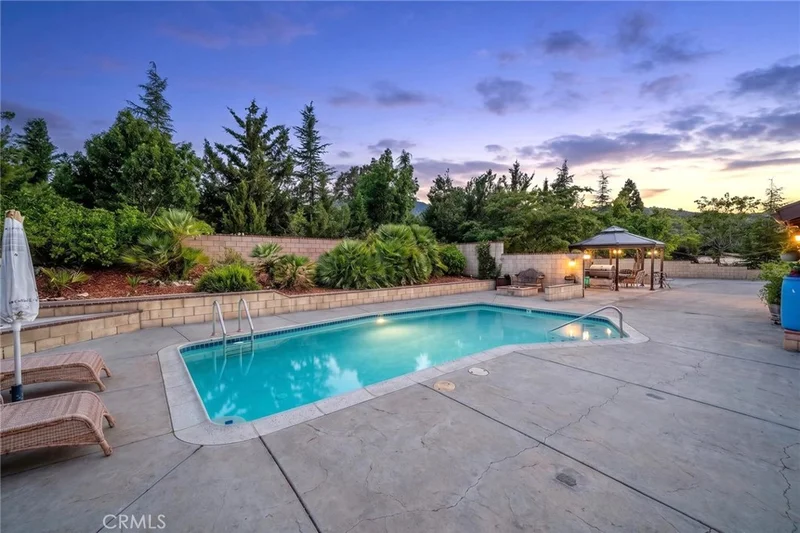 Photo 2 of 9224 Ponderosa Road