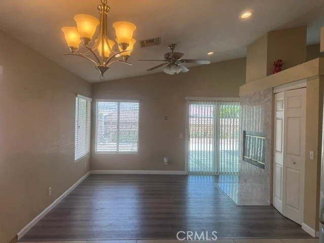 80486 Suncastle photo 2