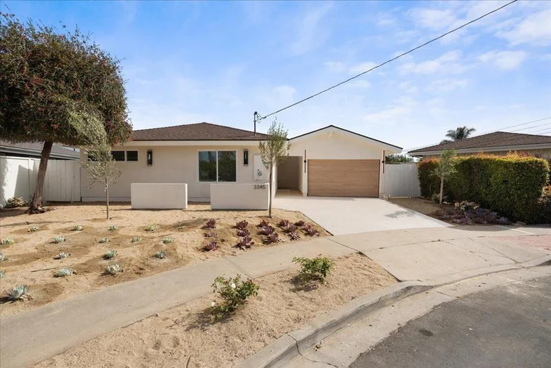3345 Stadium Ct photo 2