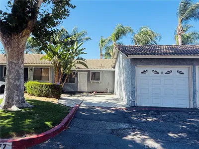 9505 Arlington 77 photo 2