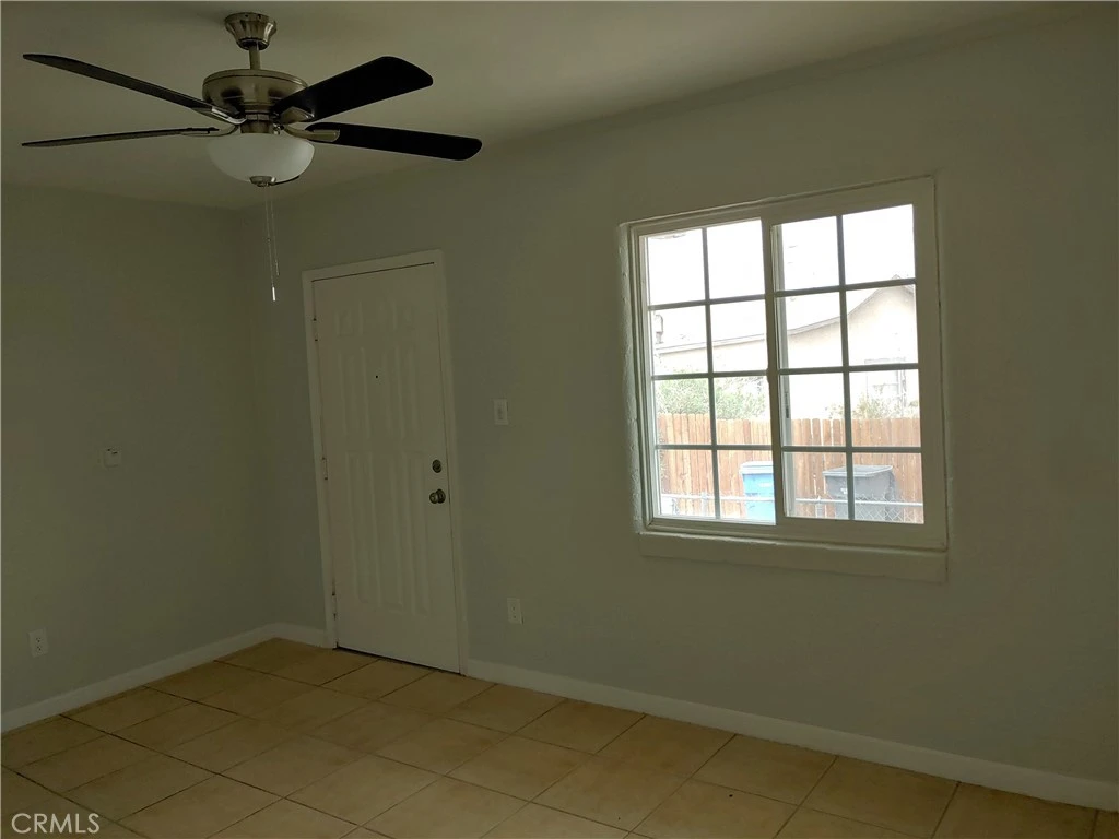 Interior 3