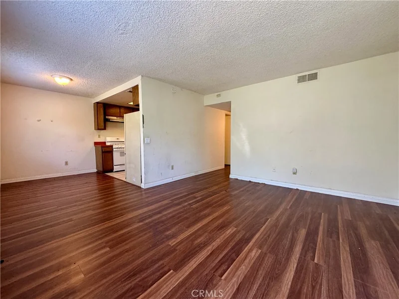 241 S Curtis Avenue C photo 2