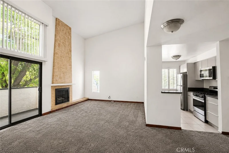 5255 Bellingham photo 2