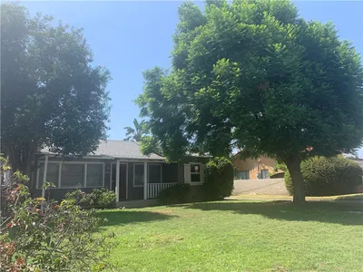 5215 Florinda Avenue photo 2