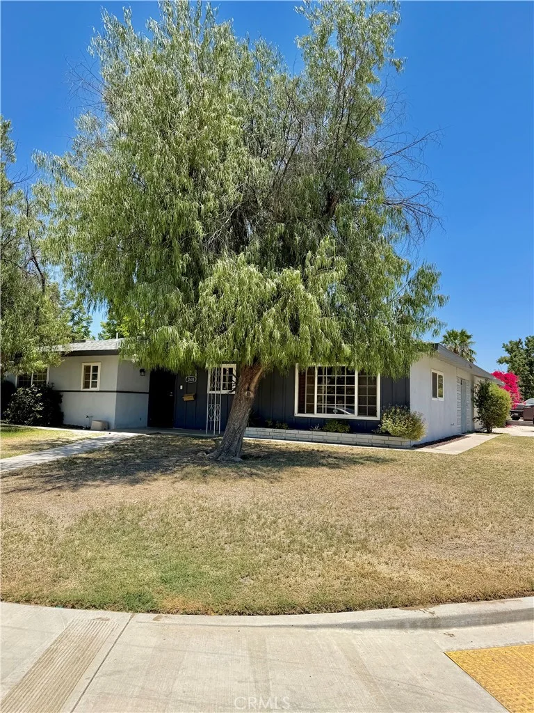 2608 Blackstone Court