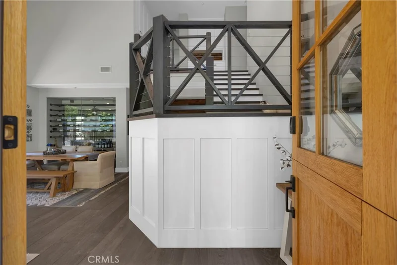 2639 Orange Ave photo 2