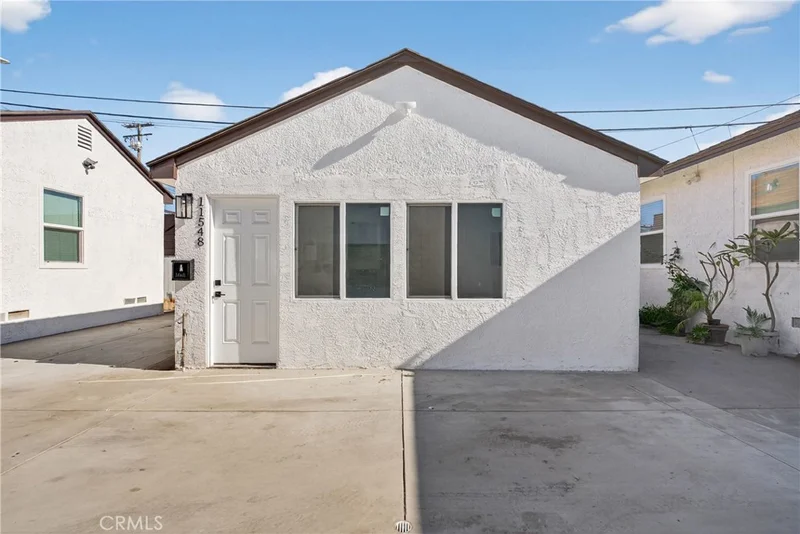 11548 Burke B, Whittier, CA 90606