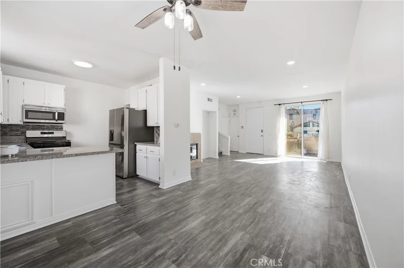 13901 Olive View Lane 42 photo 2